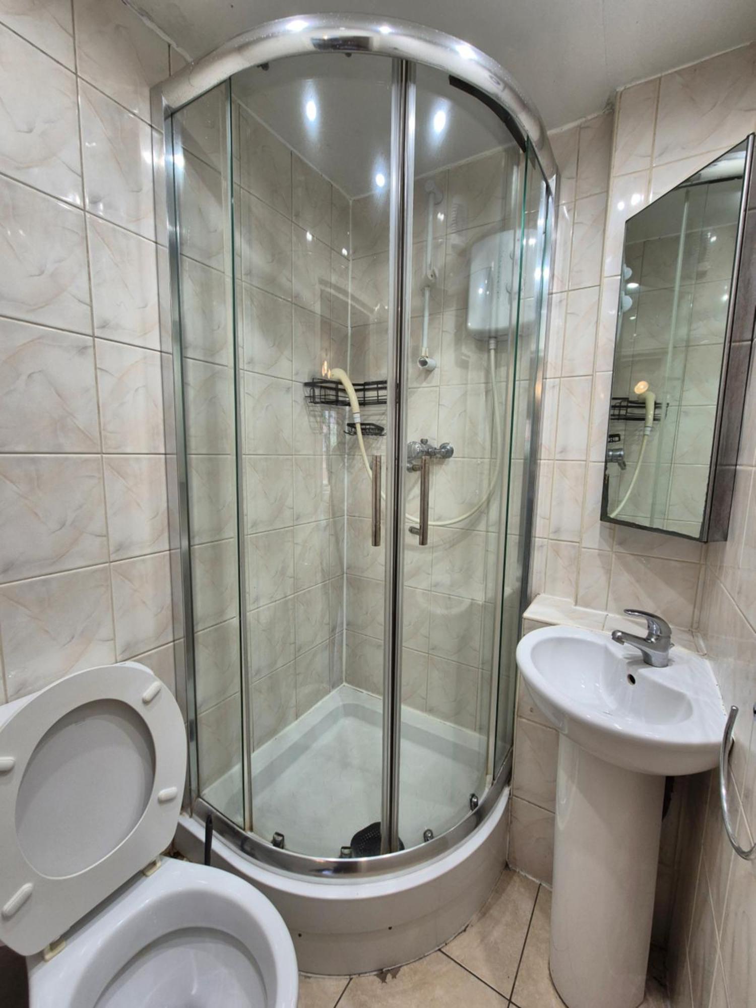 Spacious And Elegant Guest House With En-Suites Available In Canary Wharf Londres Exterior foto